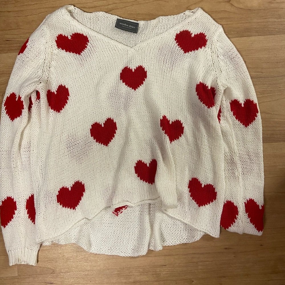 Heart sweater for sale ❤️❤️